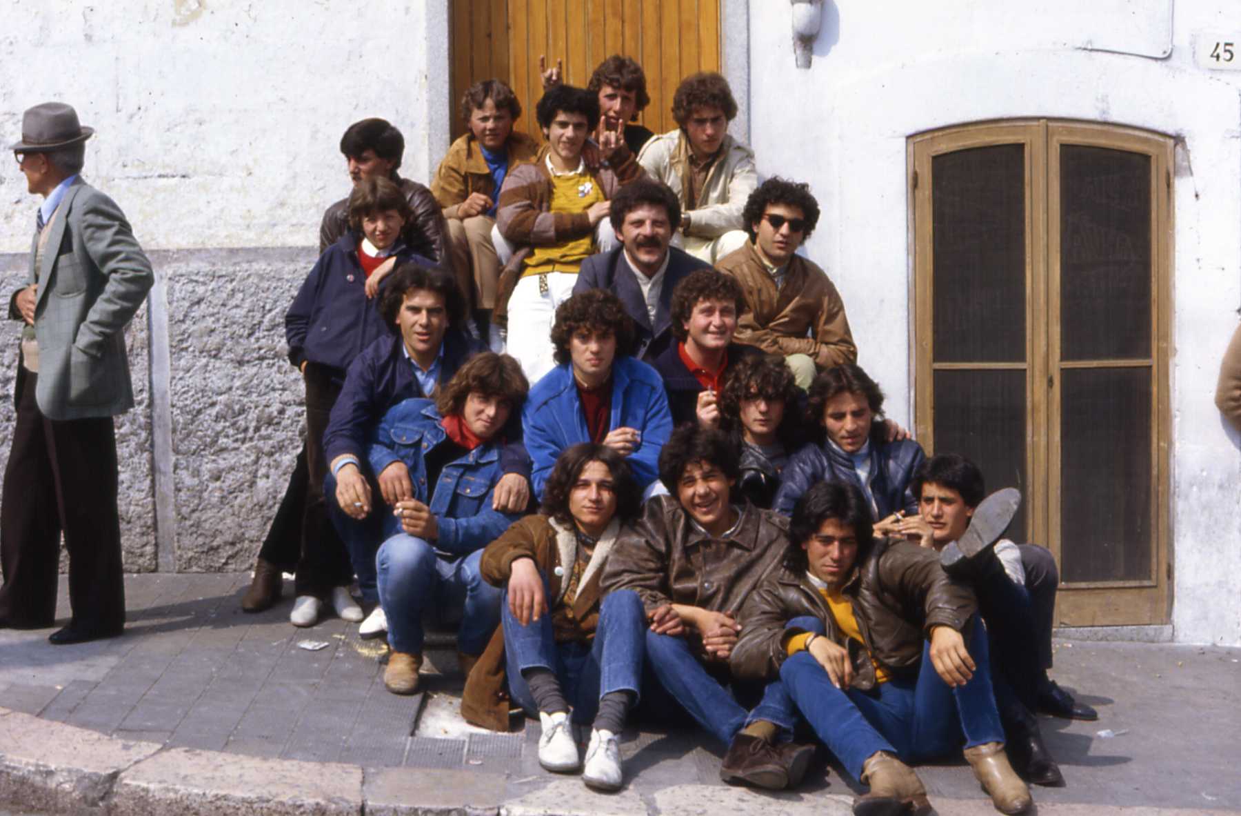 Francesco with a group of youths in Monte Sant'Angelo
